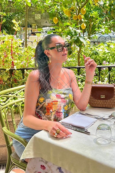 Foto 1 di Raphaella Ferrari Pornostar trans Roma