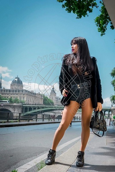 Foto 6 di Ruby De Oliveira trans Parigi