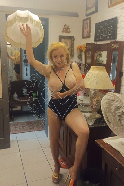 Foto 4 di Fabiola La Cortigiana trans Udine