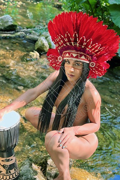 Foto 1 di Pocahontas Indianara trans Cassino