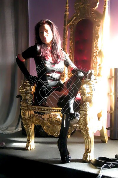 Foto 2 di Padrona Dominae mistress Verona