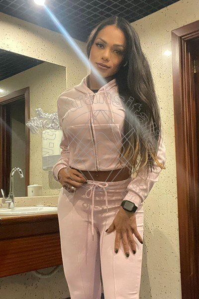 Foto 70 di Melani Vilhena trans Pescara