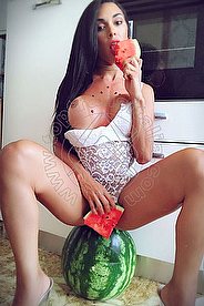 Foto di Jennifer Anguria Pornostar