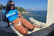 Foto di Jennifer Anguria Pornostar