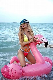 Foto di Chrystal Medeiros Pornostar