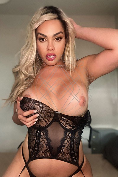Foto 66 di Camila Muniz trans Milano