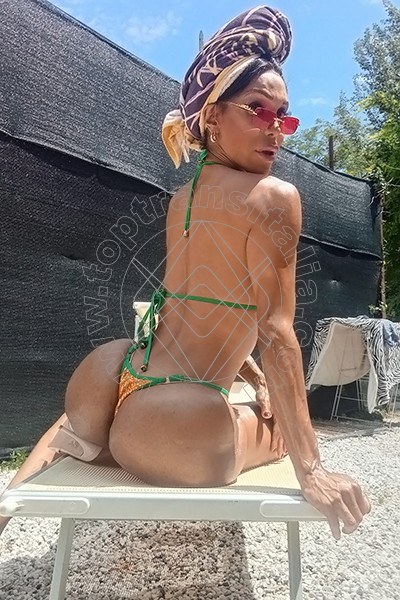 Foto 10 di Wanessa Ambrosio trans Frosinone