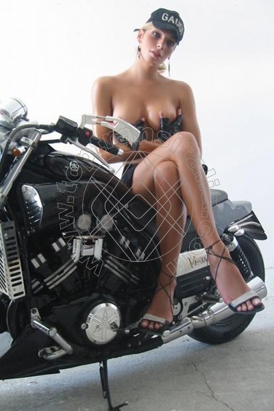 Foto 4 di Sharon Gold trans Milano