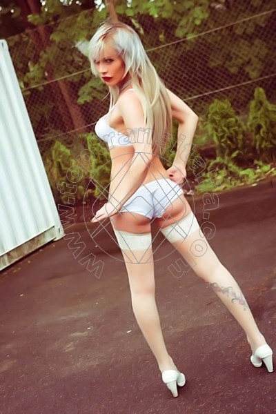 Foto 35 di Carolina Sensuale trans Hannover