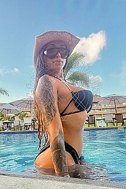 Foto di Arianna Ferrari Pornostar
