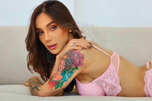 Foto 23 di Helena Meirelles trans Milano