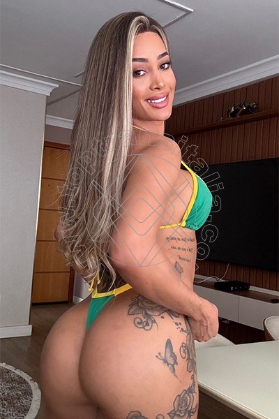 Foto 32 di Iris Araujo trans Pavia