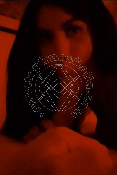 Foto hot 17 di Helena Dias trans Mantova