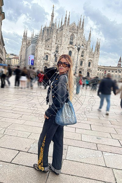 Foto 163 di Rafaella Menicucci Xxl trans Forte Dei Marmi