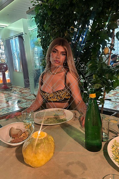 Foto 89 di Rafaella Menicucci Xxl trans Forte Dei Marmi
