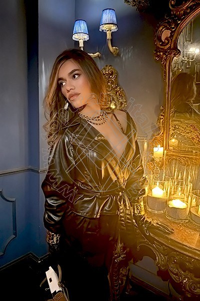 Foto 2 di Rafaella Menicucci Xxl trans La spezia