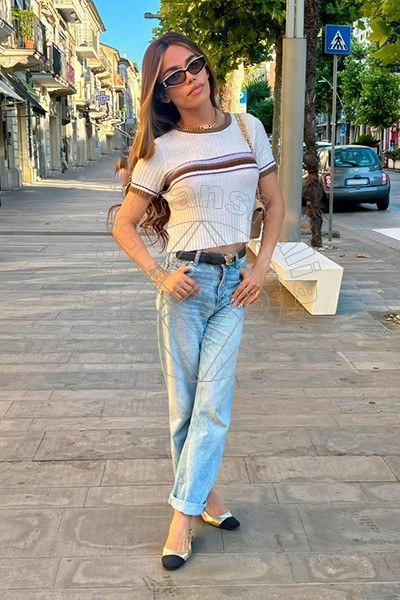 Foto 11 di Rafaella Menicucci Xxl trans Napoli