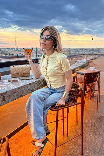 Foto 15 di Rafaella Menicucci Xxl trans Napoli