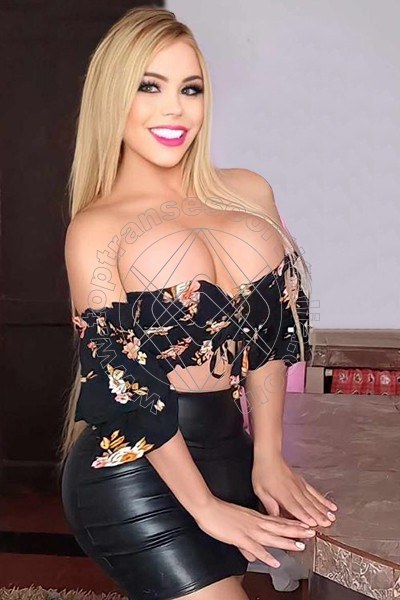 Foto 2 di Barby Dea Latina transescort Genova