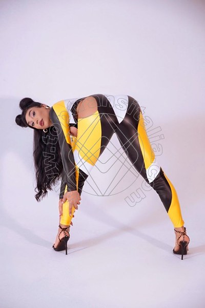Foto 29 di Pornostar Xxl Kalliny Nomura trans Dubai