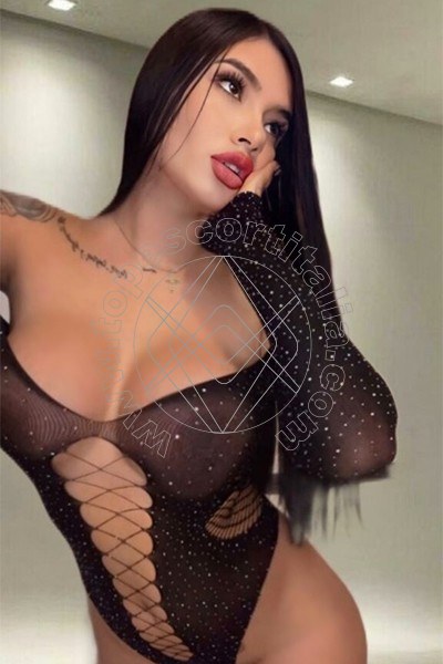 Foto 1 di Ariera escort Milano