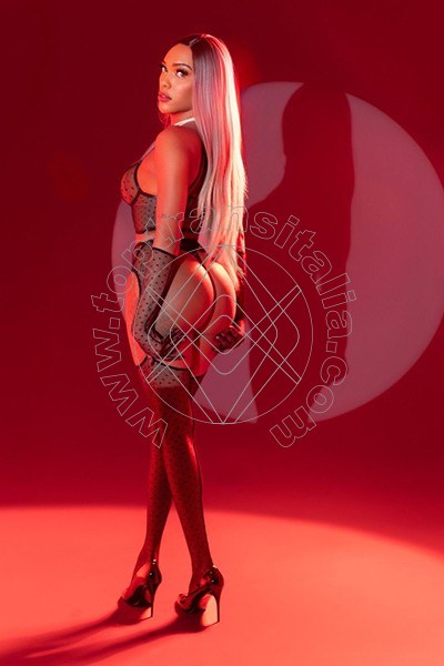 Foto 6 di Barbie Black trans Milano