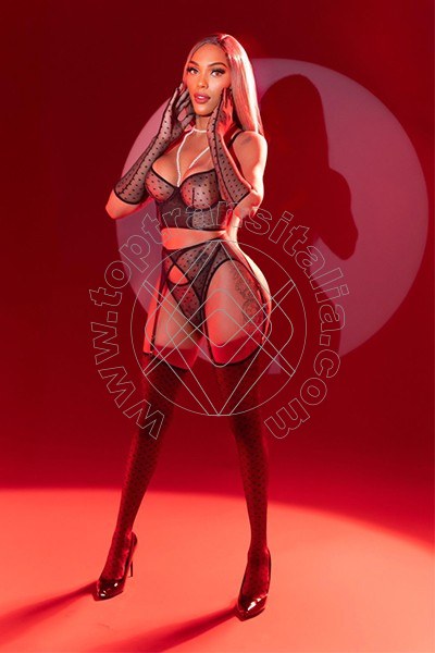 Foto 7 di Barbie Black trans Milano