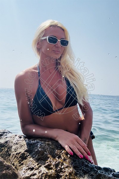 Foto 12 di Eva Ferrari L'italiana trans Roma