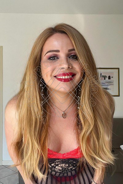 Foto 6 di Hisabelly Spears Pornostar trans Beausoleil