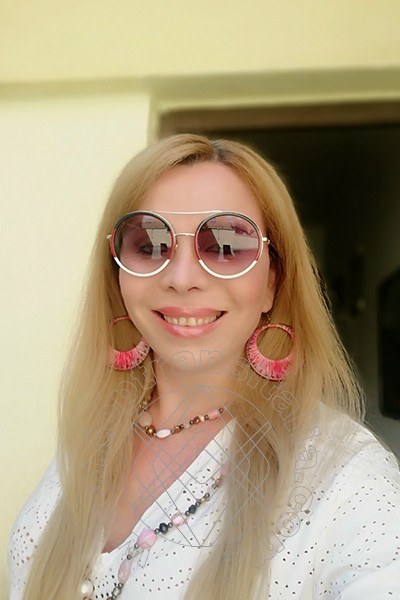 Foto selfie 5 di Hisabelly Spears Pornostar trans Viterbo