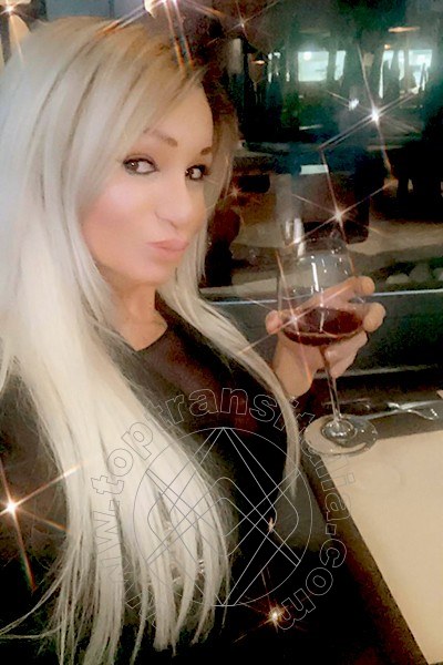 Foto selfie 330 di Pamy La Diva Stellare trans Losanna