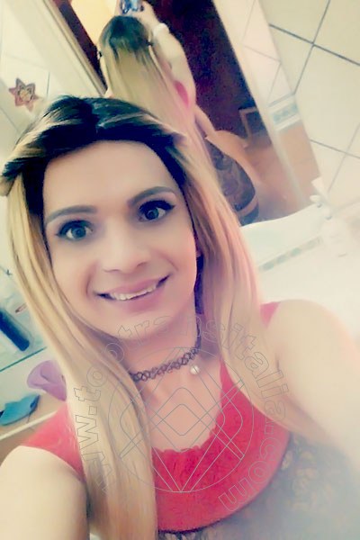 Foto selfie 40 di Elena Dior trans Cagliari