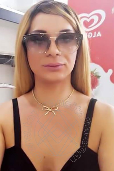 Foto selfie 34 di Elena Dior trans Cagliari