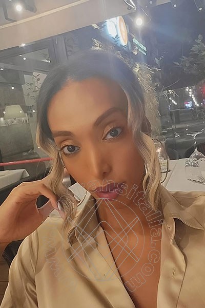 Foto selfie 4 di Naomi Closed trans Milano