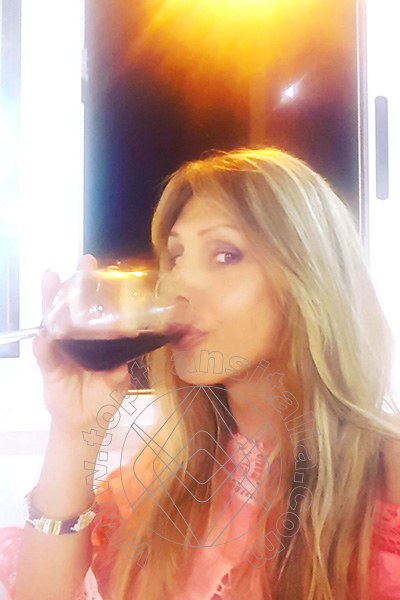 Foto selfie 36 di Andressa trans Riccione