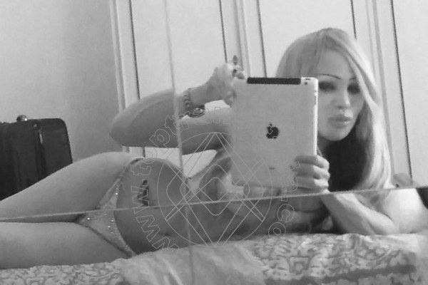 Foto selfie 26 di Thalia Prada trans Montecchio Maggiore