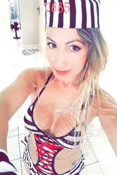 Foto selfie 93 di Raphaela Martins Pornostar trans Bologna