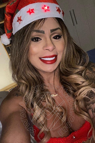 Foto selfie 19 di Thayla Santos Pornostar trans Milano