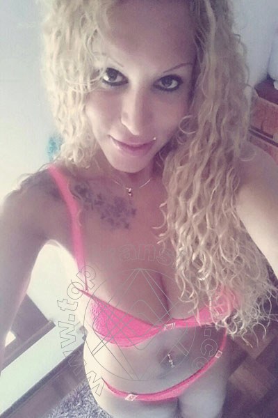 Foto selfie 33 di Barby Piel Morena Latina trans Hannover
