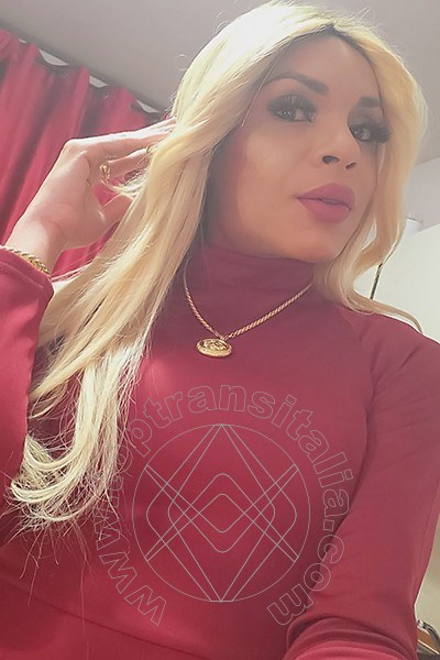 Foto selfie hot 12 di Sexy Erica trans Brescia