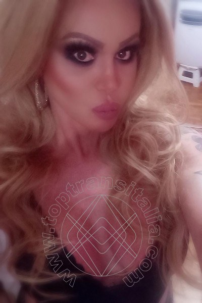 Foto selfie 9 di Evelyn Braga trans Dundalk