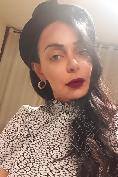 Foto selfie 75 di Kartika trans Brescia