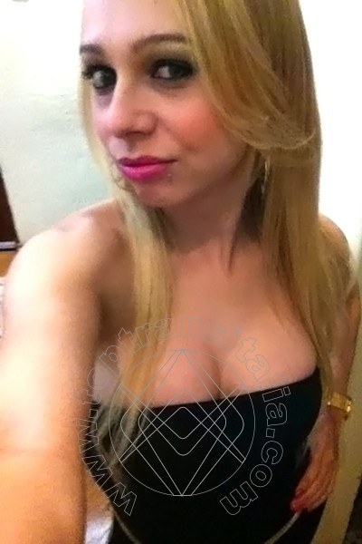 Foto selfie 39 di Michelly Ximenez Pornostar trans Parma
