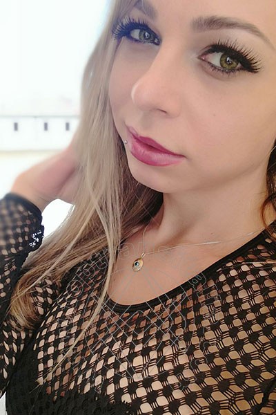 Foto selfie 28 di Michelly Ximenez Pornostar trans Parma