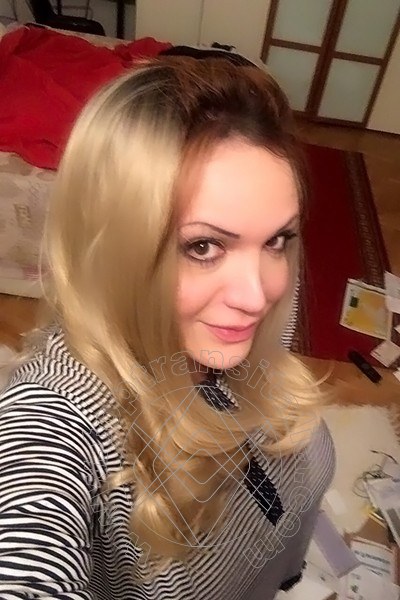 Foto selfie 28 di Dottoressa Mony trans Asti