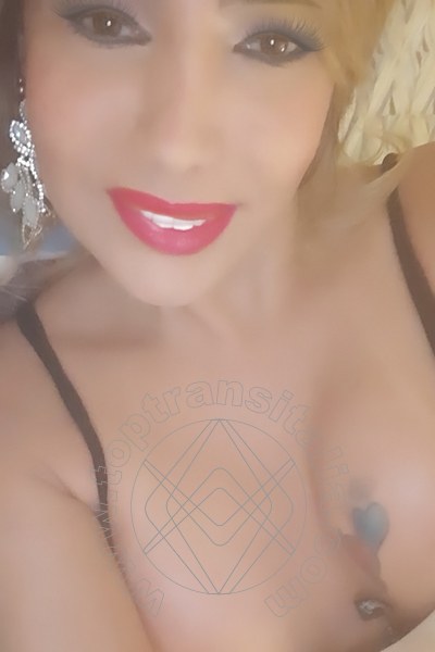 Foto selfie 20 di Izabelli Frazao Pornostar trans Milano