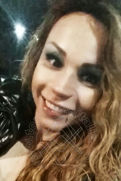 Foto selfie 103 di Angelica Pornostar trans Napoli
