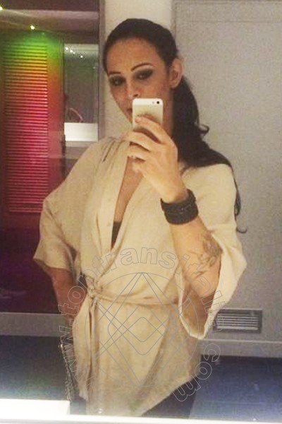 Foto selfie 19 di Natalia Rodrigues Pornostar trans Milano