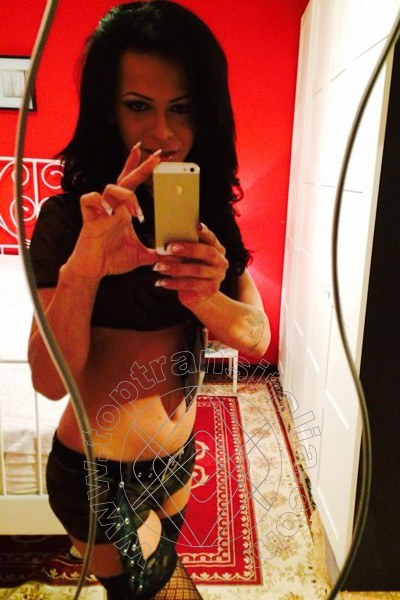 Foto selfie 21 di Natalia Rodrigues Pornostar trans Milano