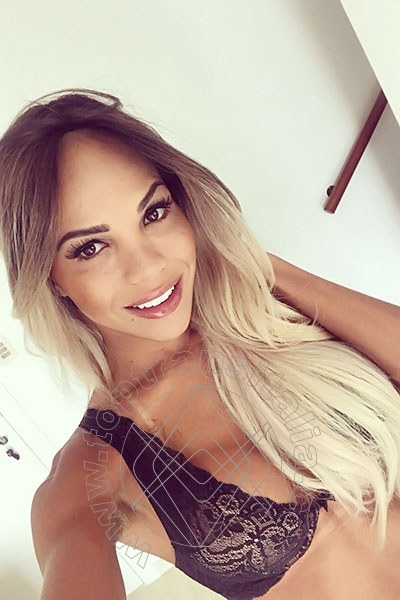 Foto selfie 40 di Rebecca Ferraz Pornostar trans Roma
